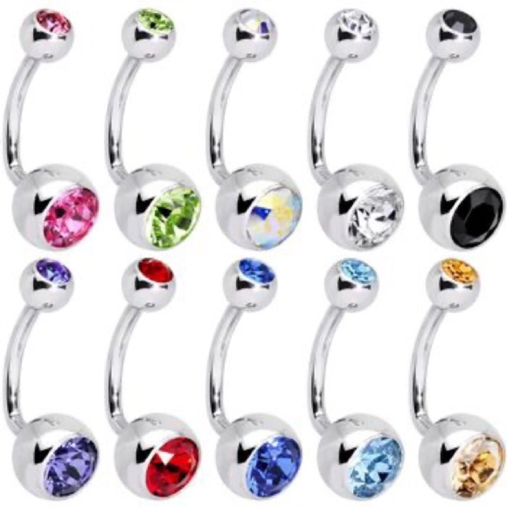 BODY PIERCINGS - Picture 2 of 3